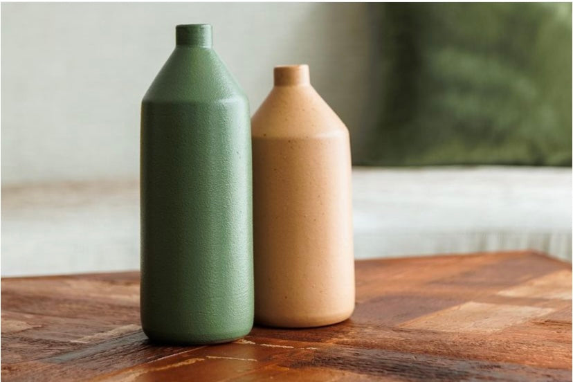 Short Neck Pot 2