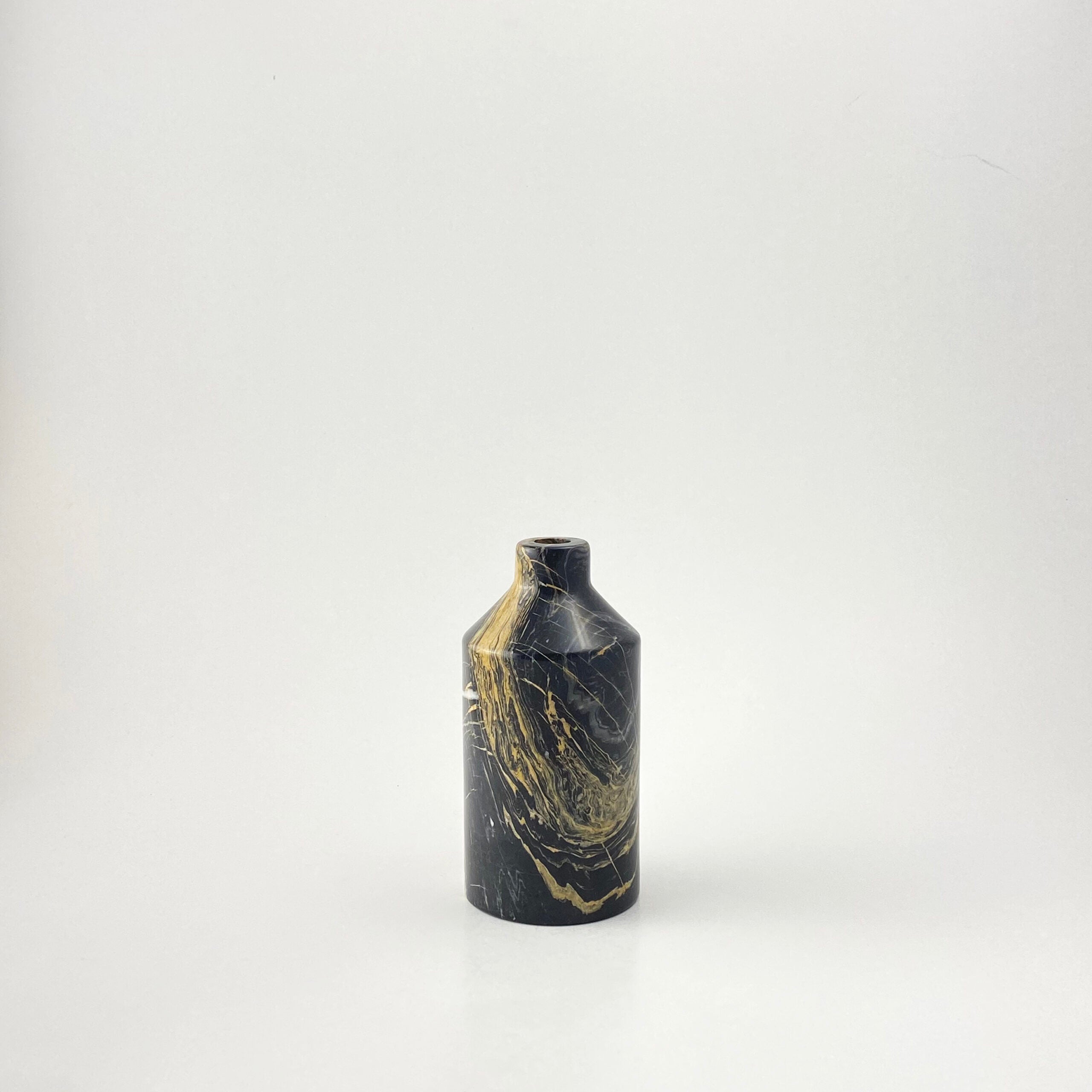 Short Neck Marble Vase Small